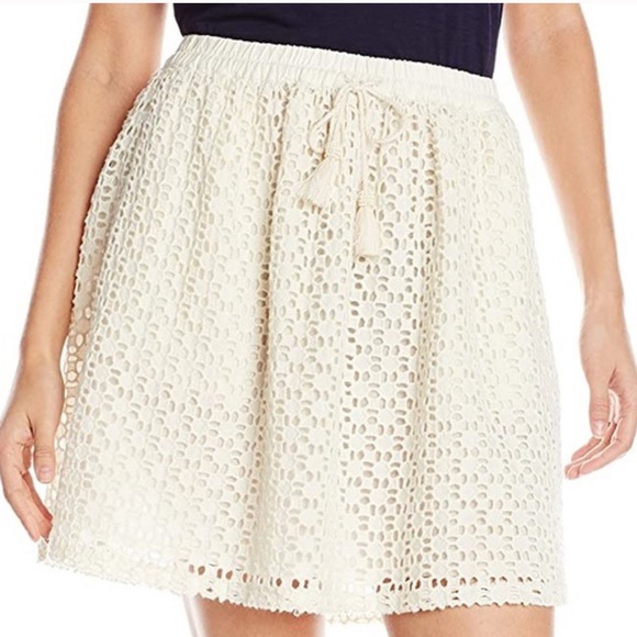 Lucky Brand Ivory White Eyelet Skirt Size - Small - Picture 2 of 8